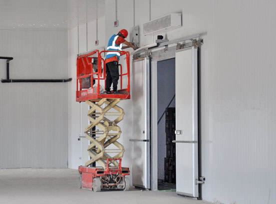 江門（mén）某食品加工倉儲有（yǒu）限公司6400平方（fāng）米冷庫除濕工程案例