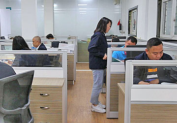 工（gōng）業大風扇安裝人員